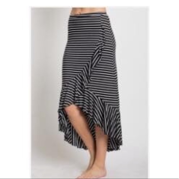 RUFFLE DETAIL BLACK/WHITE STRIPED SKIRT - Picture 1 of 1